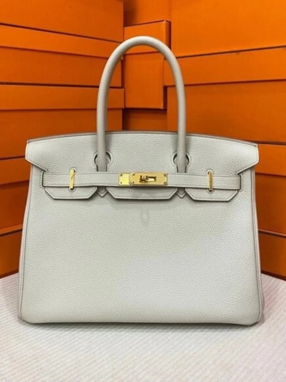 Hermès Cream Structured Leather Satchel - Elegant Everyday Carry - Picture 2 of 5